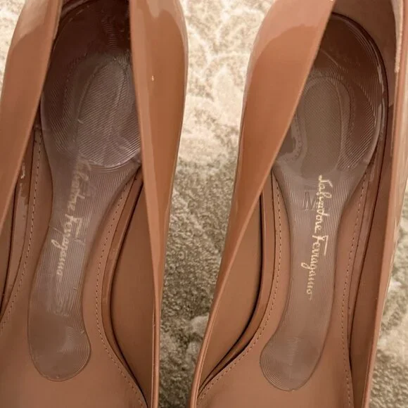 Indulge in Salvatore Ferragamo Patent Leather Bow Stiletto Heels, New Blush, 8B - Picture 10 of 15